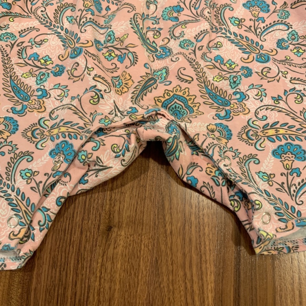 Pastourelle Short Romper - Picture 3 of 6